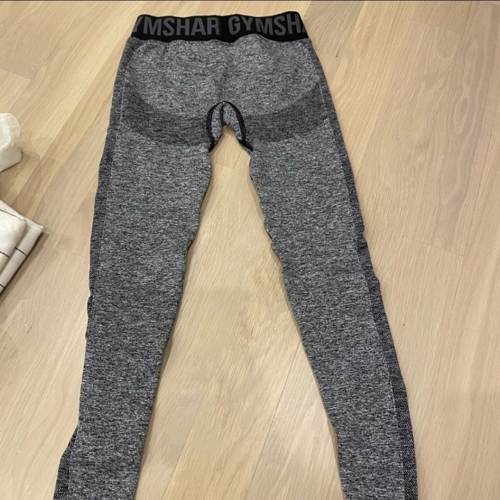 Gymshark Flex Grey Black Legging